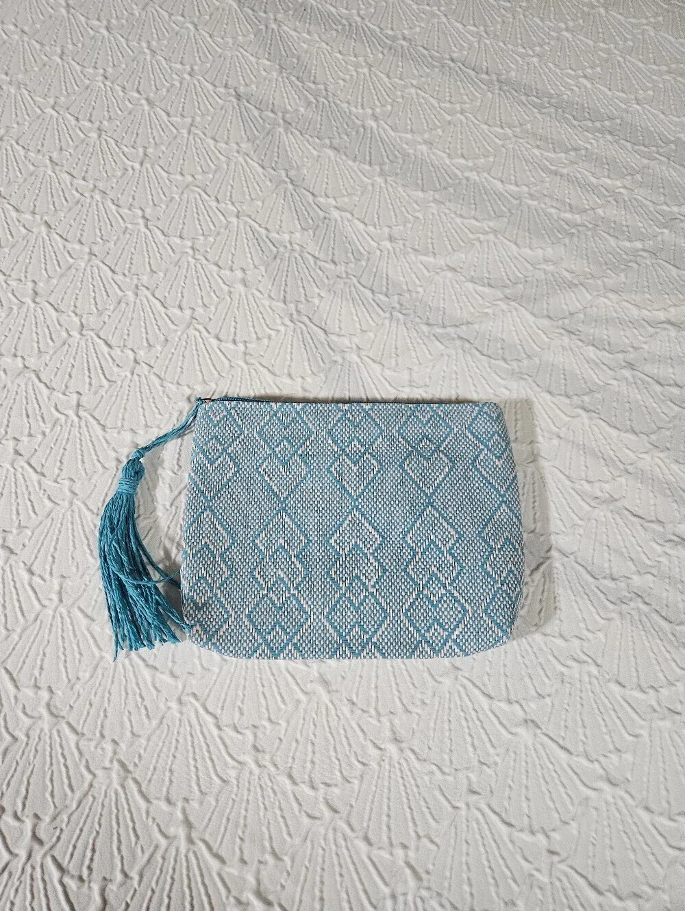 Josie Maran Turquoise & White Geometric Woven Cosmetic Pouch W tasselZipper Pull